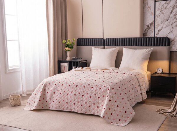 Prekrivač za krevet SOFHEARTS, krem boje Dimenzije: 220 x 240 cm