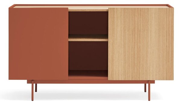 Ciglasta/u prirodnoj boji niska komoda u dekoru hrasta 130x78 cm Otto – Teulat