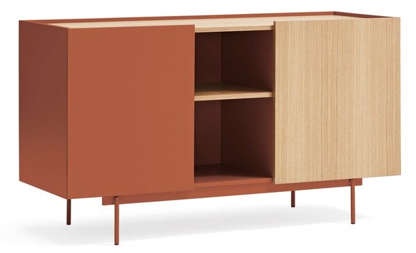 Ciglasta/u prirodnoj boji niska komoda u dekoru hrasta 130x78 cm Otto – Teulat