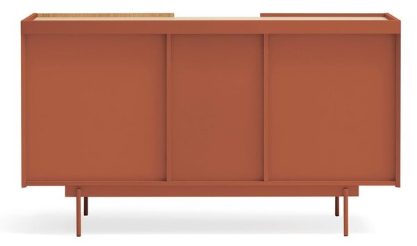 Ciglasta/u prirodnoj boji niska komoda u dekoru hrasta 130x78 cm Otto – Teulat