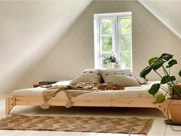 Bračni krevet od borovine s podnicom 180x200 cm Elan – Karup Design