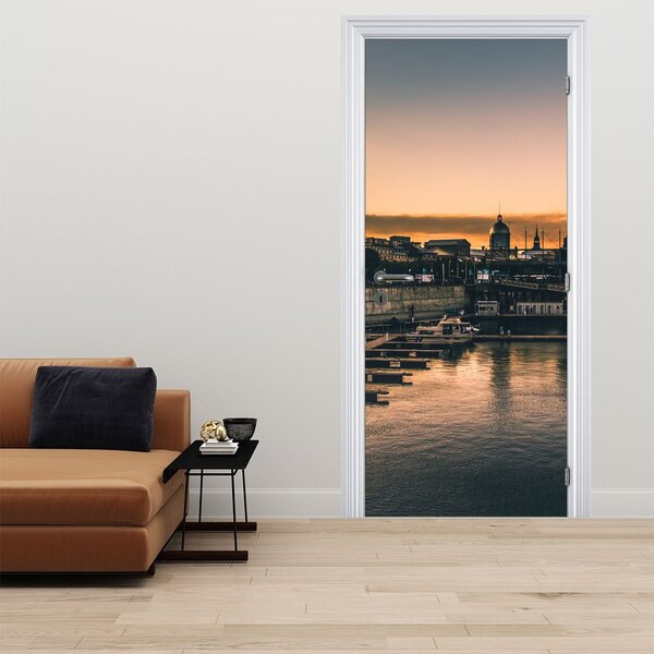 Foto tapeta za vrata- Lučki grad (95x205cm)