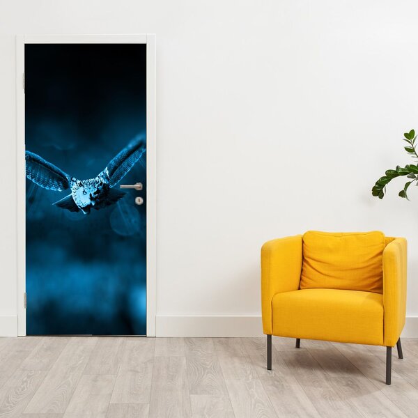 Foto tapeta za vrata - Leteća sova (95x205cm)
