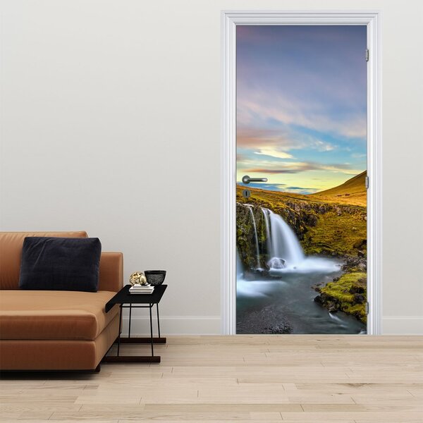 Foto tapeta za vrata - Planine i slapovi na Islandu (95x205cm)