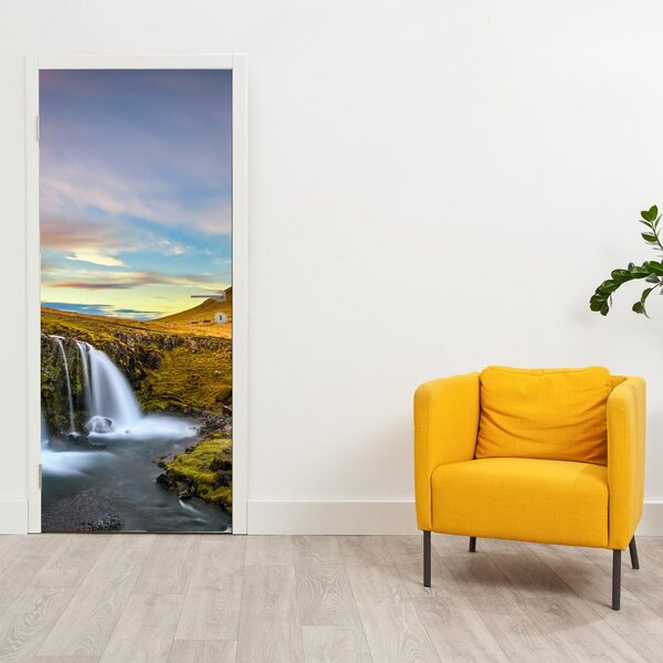 Foto tapeta za vrata - Planine i slapovi na Islandu (95x205cm)
