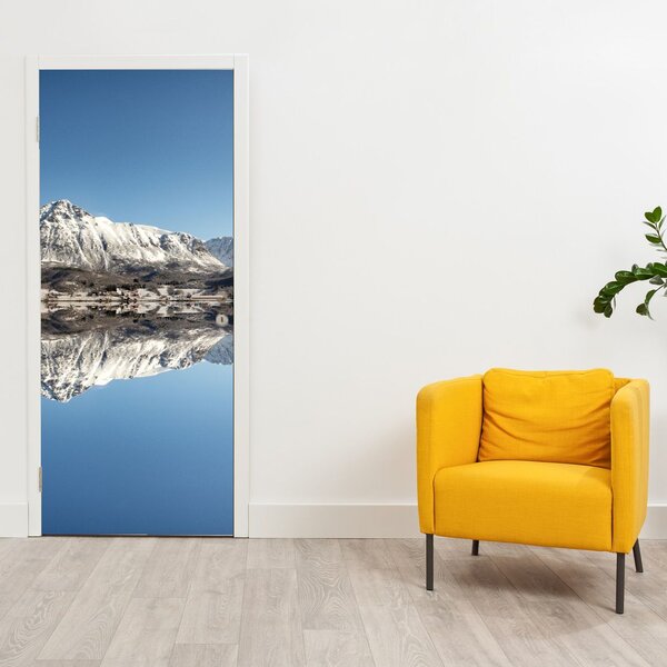 Foto tapeta za vrata - Planine i njihov odraz (95x205cm)