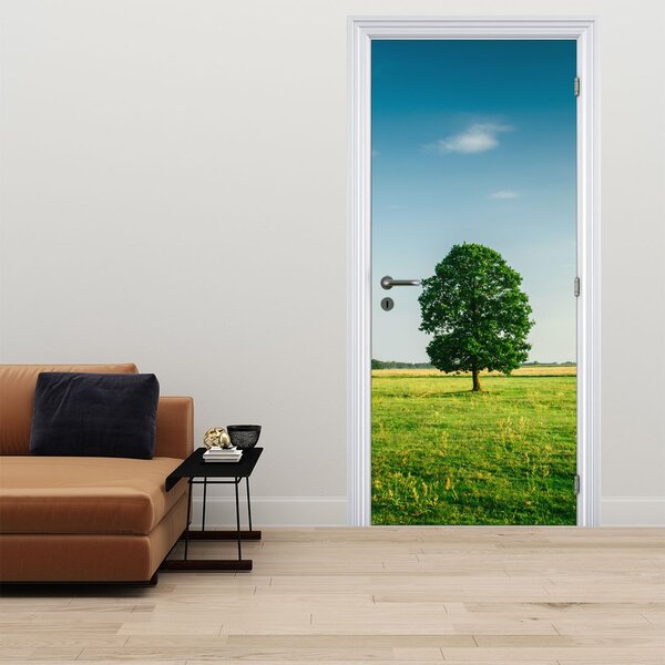 Foto tapeta za vrata - Drvo na livadi (95x205cm)