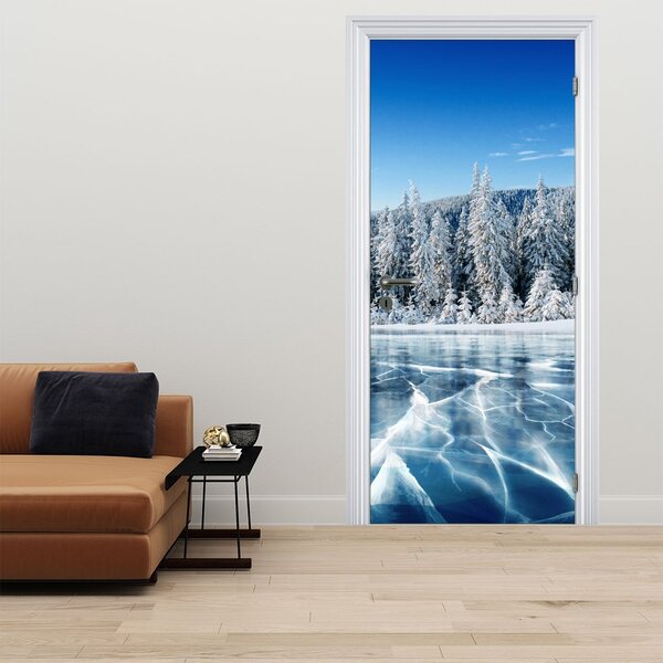 Foto tapeta za vrata - Zaleđeno jezero i snježna stabla (95x205cm)
