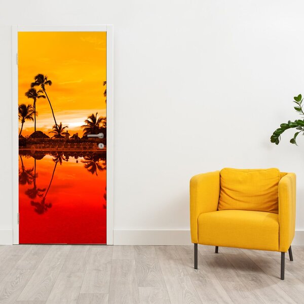 Foto tapeta za vrata - Zalazak sunca iznad resorta (95x205cm)