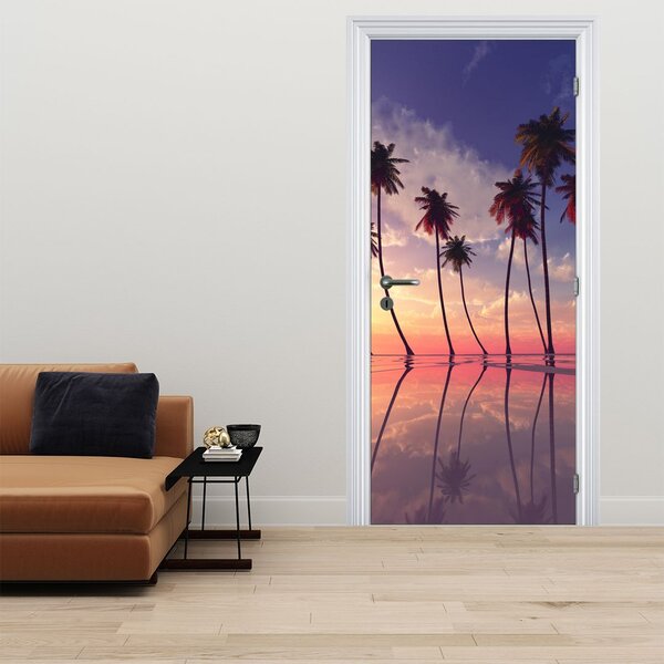 Foto tapeta za vrata - Palme koje se uzdižu iznad vodene površine (95x205cm)