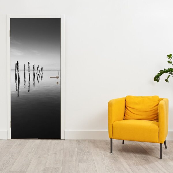 Foto tapeta za vrata - Crno-bijela vodena površina (95x205cm)