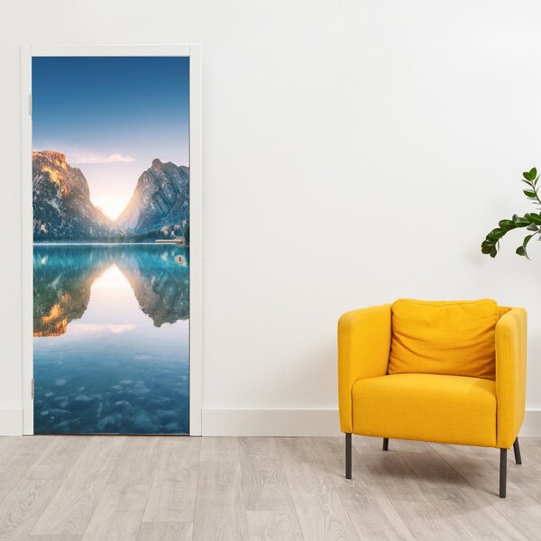 Foto tapeta za vrata - Planinsko jezero (95x205cm)