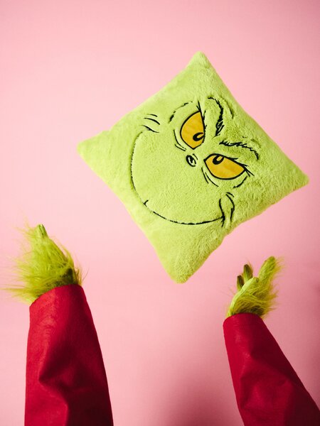 Sinsay - Krzneni ukrasni jastuk s božićnim motivom Grinch