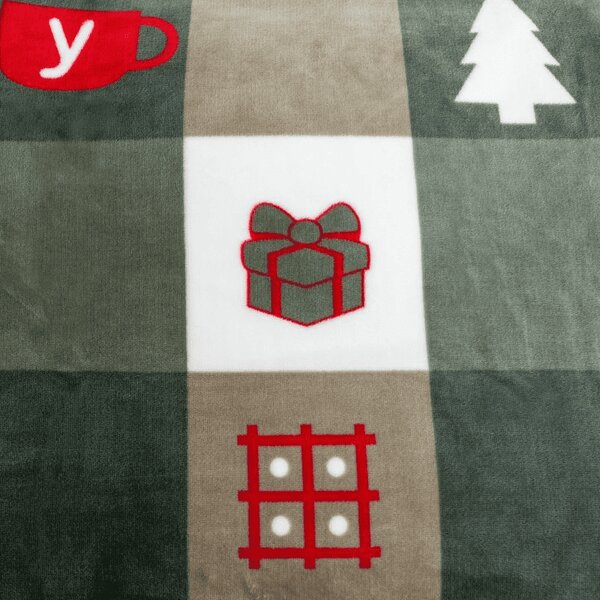Set posteljine od mikropliša CHRISTMAS SOCKS zeleno + plahta od mikropliša SOFT 180x200 cm bijela, bračni krevet