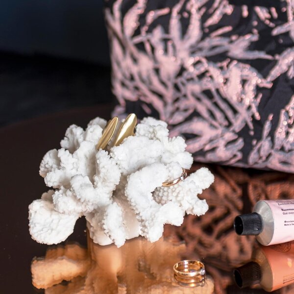 Kipić od polyresina (visina 8 cm) Coral – Mette Ditmer Denmark