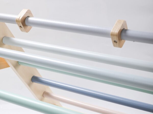 Rastući Montessori Piklerov trokut 68 cm s daskom 2u1 pastelnih boja