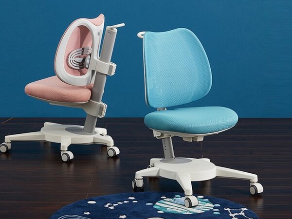 Dječja ergonomska stolica Eira – plava + navlaka GRATIS