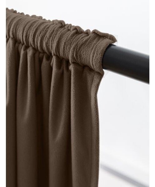 Smeđa zamračujuća zavjesa VELVET 140x270 cm Sistem za vješanje: Traka za nabiranje