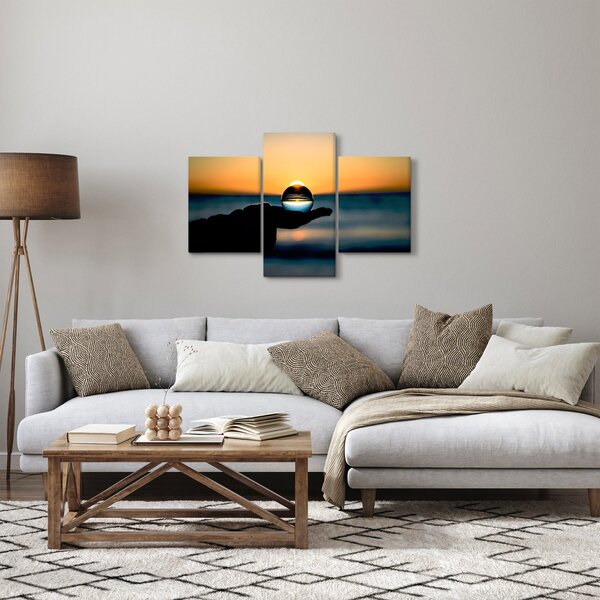 Slika staklene kugle u dlanu (90x60 cm)