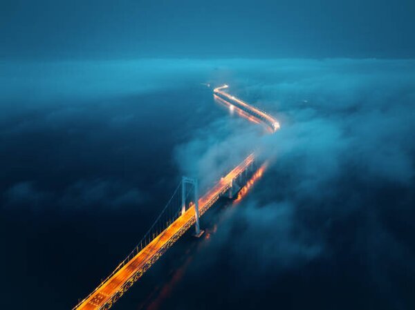 Umjetnička fotografija A cross-sea bridge in the fog at night, shunli zhao, (40 x 30 cm)