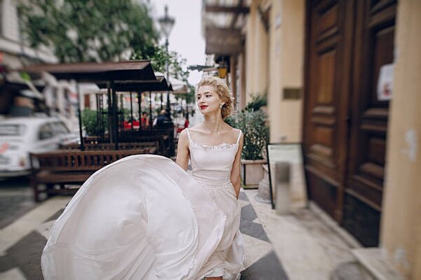 Fotografija wedding day in Budapest, prostooleh, (40 x 26.7 cm)