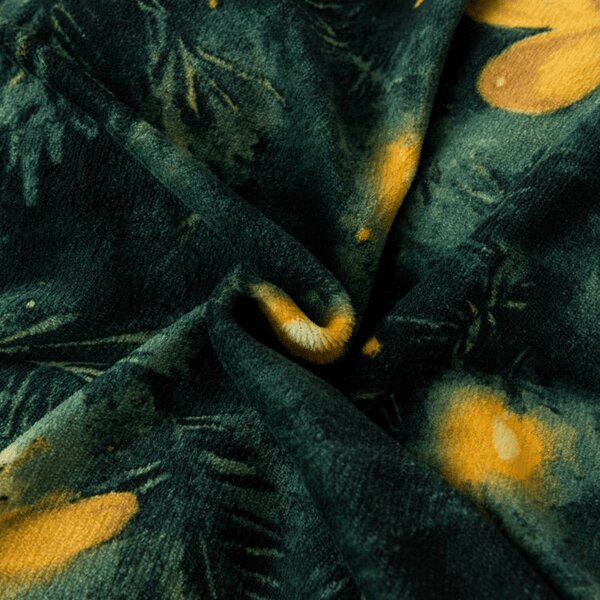 Set posteljine od mikropliša YELLOW BUTTERFLY tamno zelena + plahta od mikropliša SOFT 90x200 cm bijela, jednokrevetna