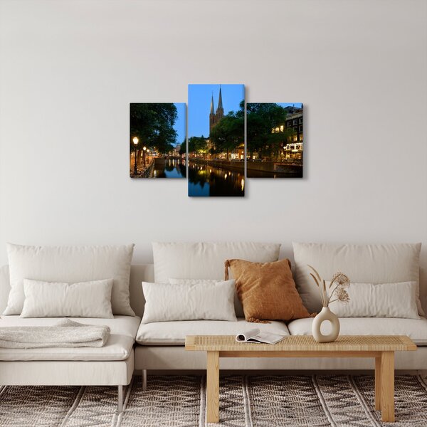 Noćna slika povijesnog grada (90x60 cm)