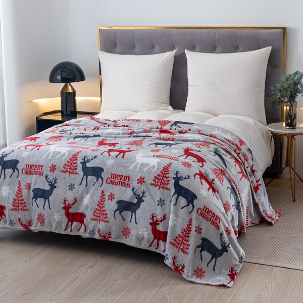 Božićna deka od mikropliša MERRY CHRISTMAS DEER siva Dimenzije: 160 x 200 cm