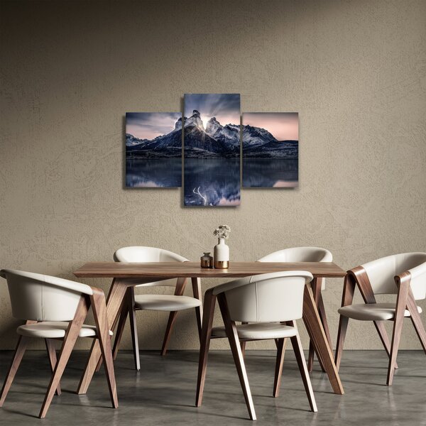 Slika jezera s planinom (90x60 cm)