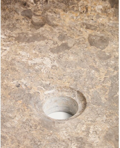 Sivi kameni umivaonik 40x40 cm Darnen – Kave Home