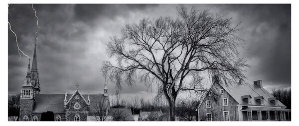 Slika crno-bijelog sela (120x50 cm)