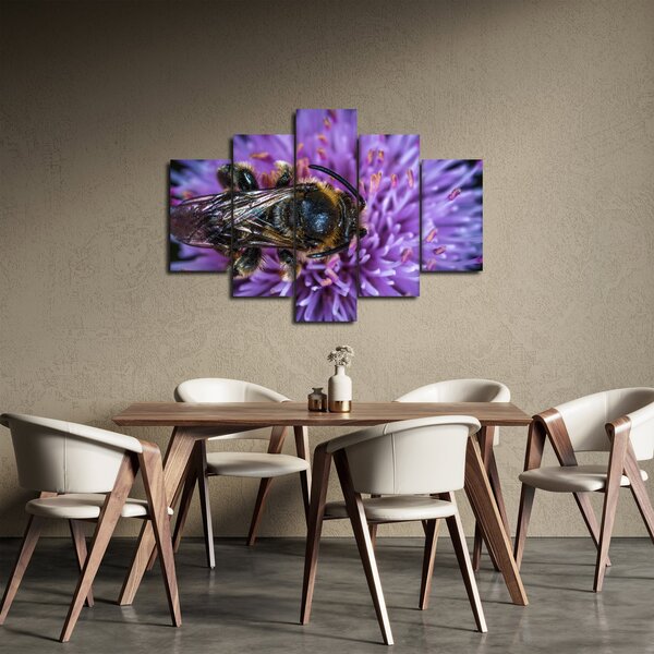 Slika pčele na cvijetu (150x105 cm)