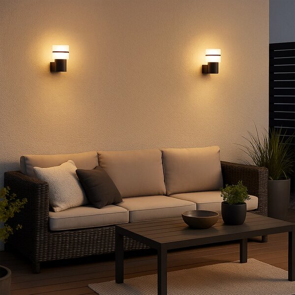 Zidna vrtna lampa Mia 1xE27 IP44