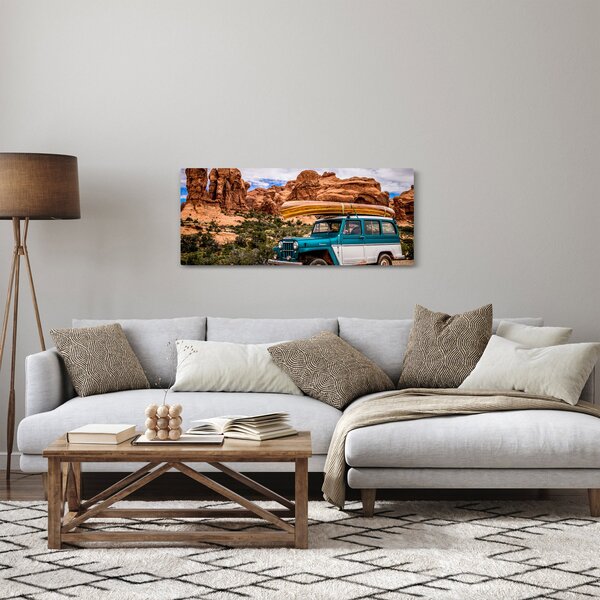 Slika terenskog automobila u planinama (120x50 cm)