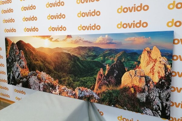Slika stijene Vršatecké bradlá u Slovačkoj
