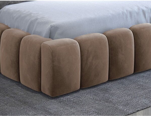 Svjetlo smeđi tapecirani bračni krevet s prostorom za odlaganje s podnicom 180x200 cm Lamica – ELTAP