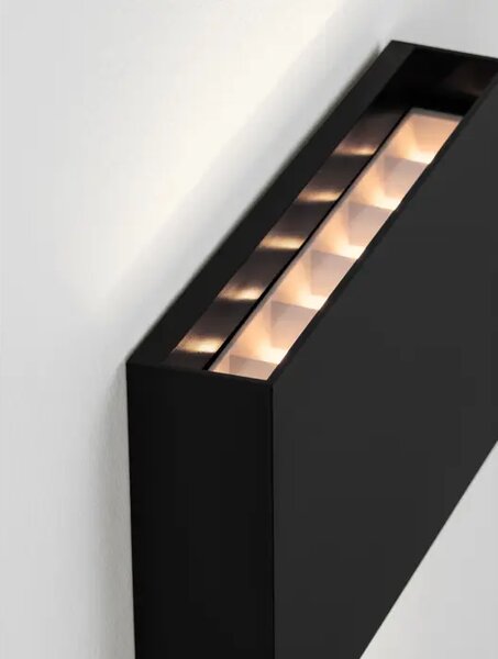 YOKO VANJSKA ZIDNA SVJETILJKA LED LED 13Watt 788Lm IP65 3000K CRNA NL9030827