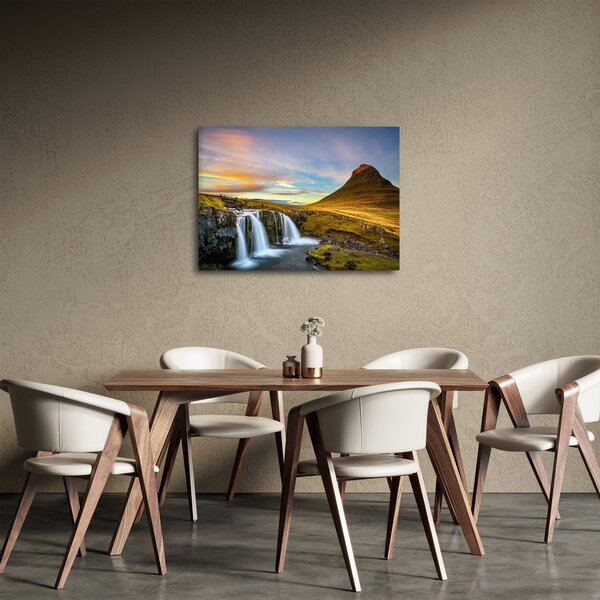 Slika planina i slapova na Islandu (70x50 cm)