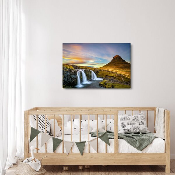 Slika planina i slapova na Islandu (90x60 cm)