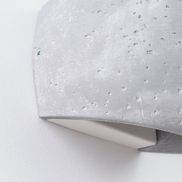 Zidna lampa GLOBE beton