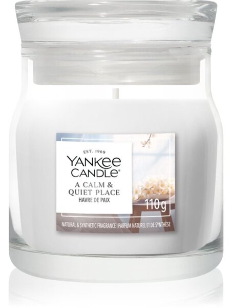 Yankee Candle A Calm & Quiet Place mirisna svijeća Signature 110 g