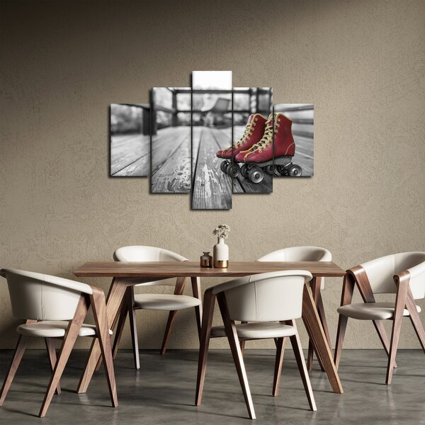 Slika crvenih starih cipela za rošule (150x105 cm)