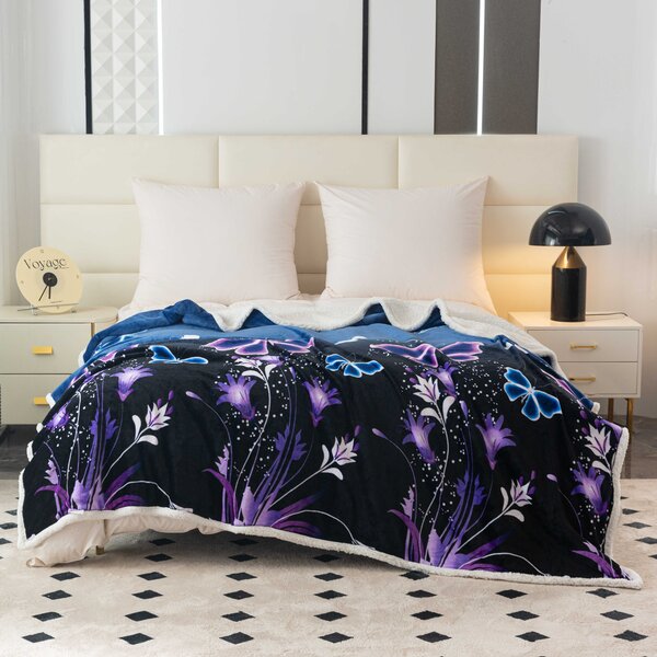 Mikropliš deka s imitacijom ovčjeg krzna VIOLET BUTTERFLY tamnoplava Dimenzije: 160 x 200 cm