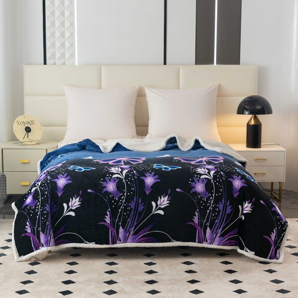 Mikropliš deka s imitacijom ovčjeg krzna VIOLET BUTTERFLY tamnoplava Dimenzije: 160 x 200 cm