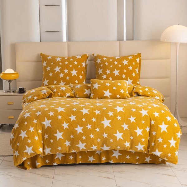 Posteljina mikropliš STARS žuto-narančaste Dimenzije posteljine: 2 kom 70 x 90 cm | 200 x 220 cm