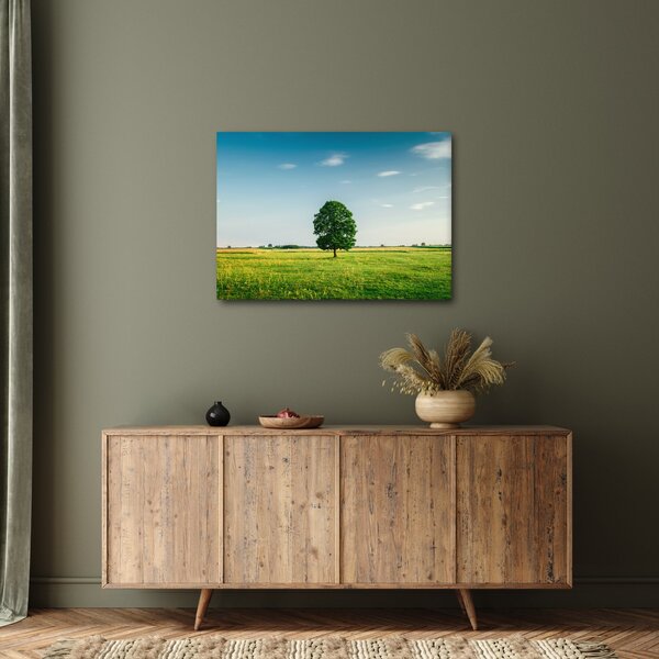 Slika drveta na livadi (70x50 cm)