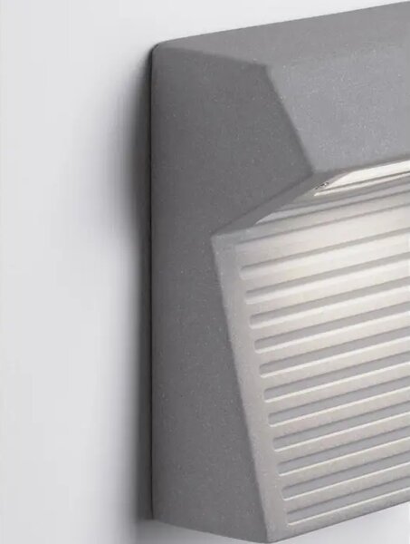 MORIS ZIDNA LAMPA SIVA LED 8 Watt 220-240Volt 418lm 3000K IP65 NL9186703