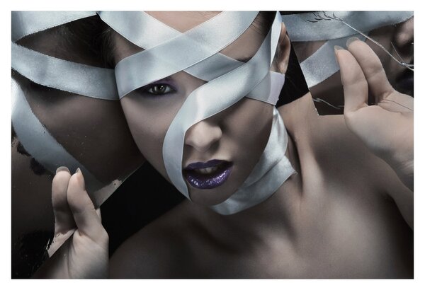 Slika žene s vrpcom (90x60 cm)