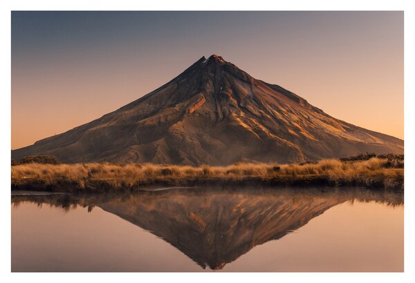 Slika odsjaj planine Taranaki, Novi Zeland (90x60 cm)