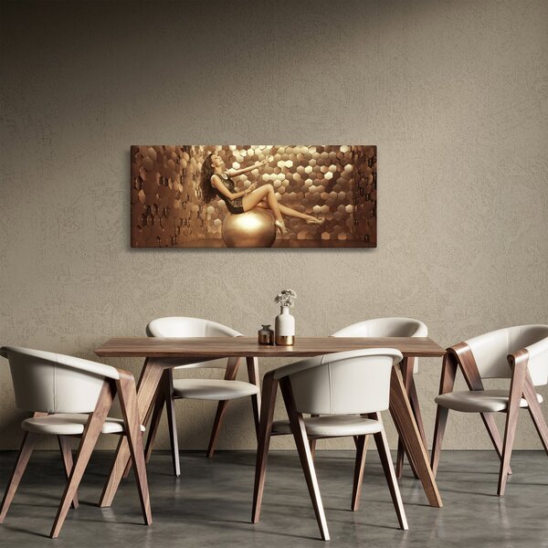 Podoba ženske v zlati sobi (120x50 cm)